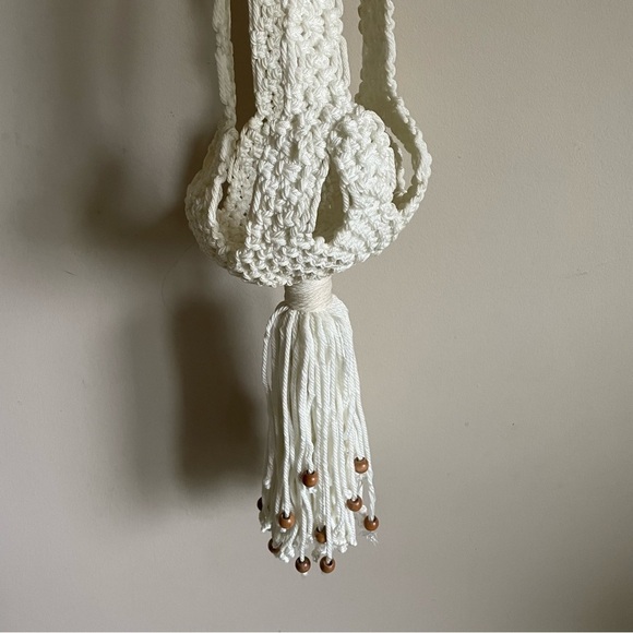 Vintage Boho Macrame Plant Hanger Braided Bohemian Home Decor Hand Made - Picture 7 of 8